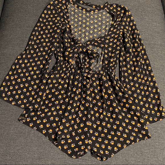 Billabong Romper - Picture 5 of 5